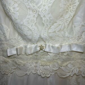 Vintage 60s Lace Bridal Dress, long sleeve with detachable train and veil